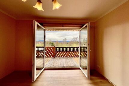 Wohnung zu vermieten - 500,00&nbsp;EUR Kaltmiete, ca.&nbsp; 70,00&nbsp;m&sup2; in Waltershausen (PLZ: 99880)