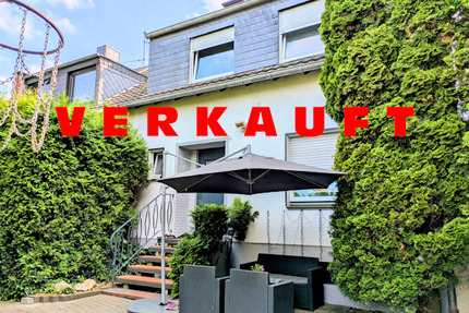 VERKAUFT- Eckreihenhaus mit Garten und Garage in Kalkar