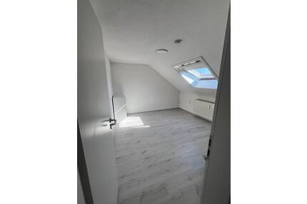 3- Zimmer DG Wohnung Schorndorf