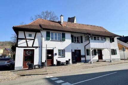 Mehrfamilienhaus mit Gastro-Gewerbe in Weil am Rhein Altweil