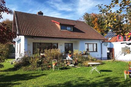 Haus mit großem Garten in Toplage in Altenmarkt zur Miete - Osterhofen