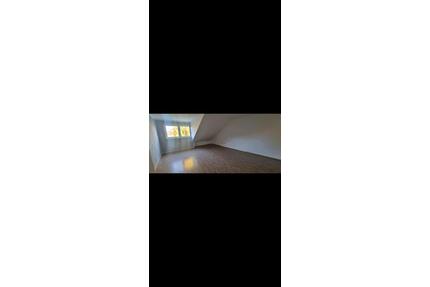 3 Zimmer Wohnung - 800,00&nbsp;EUR Kaltmiete, ca.&nbsp; 80,00&nbsp;m&sup2; in Düren (PLZ: 52349)