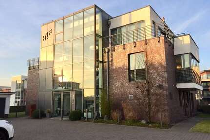 Wohnung zum Mieten in Stade 882,00 € 84 m²