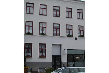 Mehrfamilienhaus & Geschäftshaus - Rostock