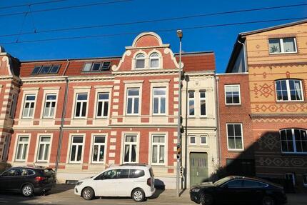 4 Raumwohnung mit Balkon, Garten und Garage - Schwerin