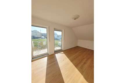 Haus zum Mieten in Glashütten 2.730,00 € 247 m²