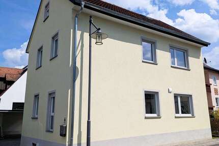 Haus zum Kaufen in Eckental (Eschenau) 519.000,00 € 135 m²