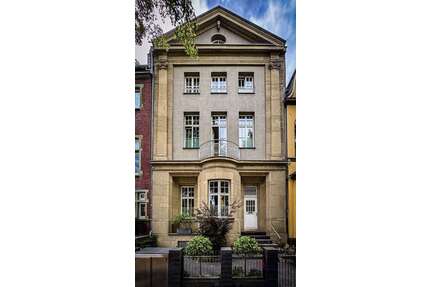 Wohnung zum Kaufen in Düsseldorf 998.000,00 € 178.1 m²