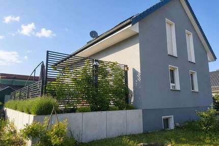 Haus zum Kaufen in Britz 599.000,00 € 182 m²