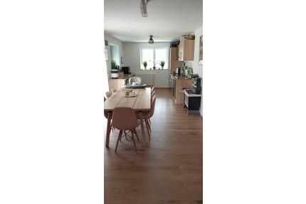 Sanierte 3 Zimmer-Wohnung im Grünen - Geiselwind