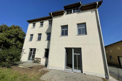 WBS notwendig*! Schöne 2-Raum-Wohnung in ländlicher Lage! Renoviert! - Großenstein