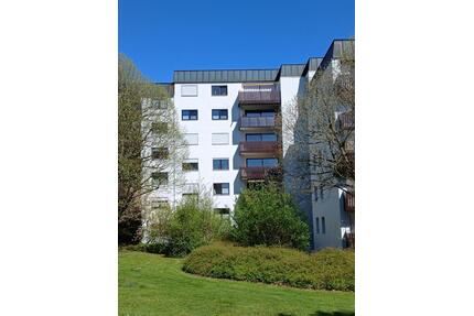 Helle Familienwohnung in ruhiger Lage mit Blick ins Grüne - Ebersberg