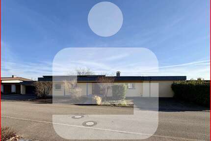 Haus zum Kaufen in Jestetten 725.000,00 € 360.07 m²