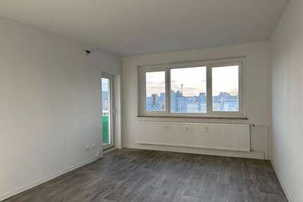 Wohnung zum Mieten in Kiel 1.030,00 € 106.88 m²