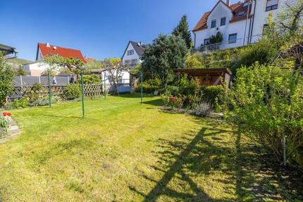 Freistehendes Einfamilienhaus mit Garten & Garage, provisionsfrei - Krayenberggemeinde