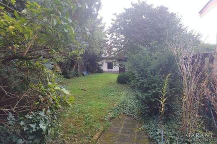 ** Doppelhaushälfte in beliebter Lage auf parkähnlichem Grundstück sucht begabten Handwerker... ** - Mannheim Rheinau