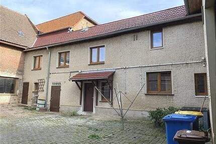 Dreiseitenhof in Bergwinkel - 125.000,00&nbsp;EUR Kaufpreis, ca.&nbsp; 170,00&nbsp;m&sup2;&nbsp;Wohnfl&auml;che in Bad Bibra (PLZ: 06647) Bergwinkel