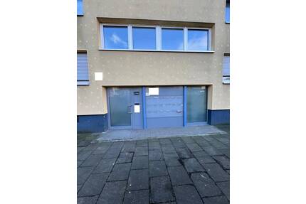 3 Zimmer Erdgeschosswohnung mit windgeschützter Loggia! - Köln / Höhenberg