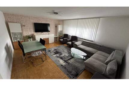 Großzügige 4-Zimmer-Wohnung mit Balkon & Garage in Esslingen-Zell - Esslingen am Neckar