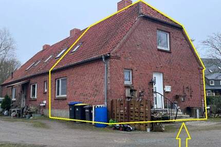 Kleines Endreihenhaus mit guter Infrastruktur - Röbel