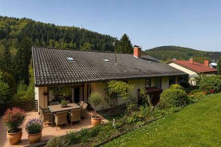 Haus zum Kaufen in Neckargemünd 595.000,00 € 213 m²