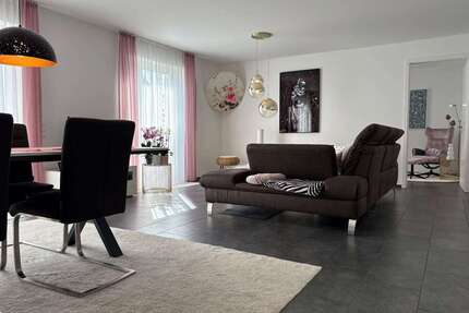 Wohnung zum Kaufen in Walddorfhäslach 459.000,00 € 86 m²