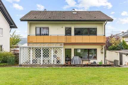 Haus zum Kaufen in Waldbronn 448.000,00 € 141 m²