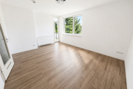 **Was will man mehr? +Balkon +Laminat +frisch gestrichen +neues Badezimmer** - Marl Alt-Marl