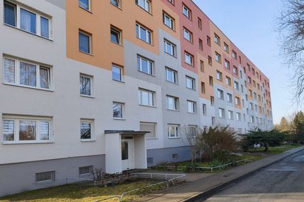 WIR SUCHEN einen NACHMIETER - 318,00&nbsp;EUR Kaltmiete, ca.&nbsp; 62,40&nbsp;m&sup2;&nbsp;Wohnfl&auml;che in Zeitz (PLZ: 06712)