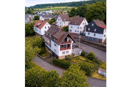 3-ZKB Wohnung, 97qm, EBK, Balkon, frisch renoviert, ruhige Lage - Bad Endbach