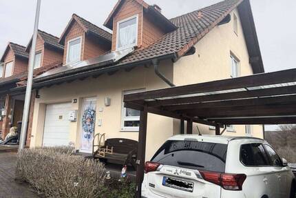 Viel Platz - Doppelhaushälfte mit Garten & Sommergarten - Leidersbach Roßbach