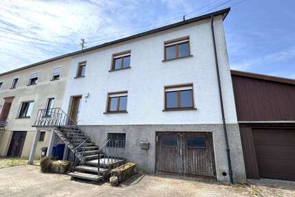 Haus zum Kaufen in Schneckenhausen 198.000,00 € 171.96 m²