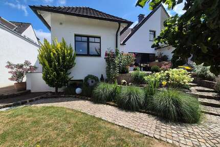Haus zum Kaufen in Oberhausen 585.000,00 € 131 m²