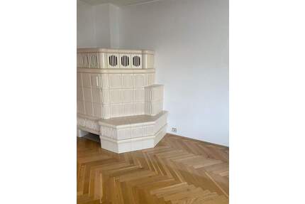 Frei werdend: Geräumiges Familienhaus mit 4 Garagen, Großreuth h d Veste - Nürnberg