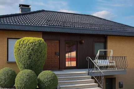 Haus zum Kaufen in Werdohl 395.000,00 € 216 m²