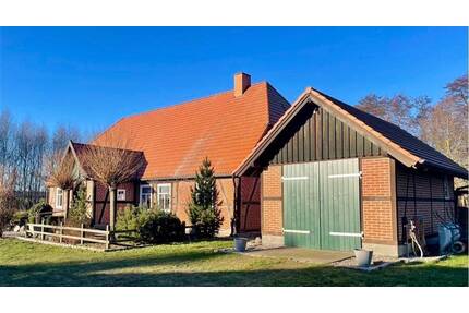 Repräsentatives Einfamilienhaus in einmaliger Lage und traumhaftem Grundstück! - Finkenthal