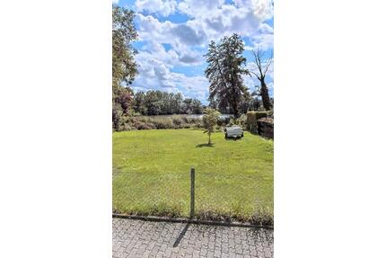 Grundstück zu verpachten - 350,00&nbsp;EUR Kaltmiete, ca.&nbsp; 0,00&nbsp;m&sup2; in Erlangen (PLZ: 91056) Alterlangen