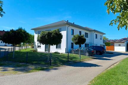 Neuwertige 6-Zimmer-Wohnung mit großem Balkon in Neuler-Bronnen