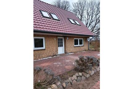 Erstbezug nach Sanierung + große Terrasse + Glasfaser – ab 1.4.26 - Tolk