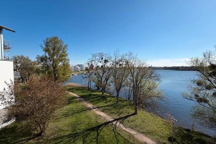 Attraktive 2-Zimmer-Wohnung mit Seeblick in Schwerin