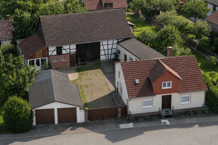 Haus zum Kaufen in Drei Gleichen 290.000,00 € 229.15 m²
