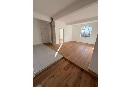 Wohnung zum Mieten in Duisburg 810,00 € 55.6 m²
