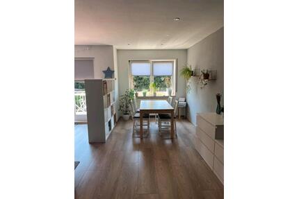 3 Zimmer, Küche, Bad Wohnung mit Balkon & Stellplatz in Überherrn