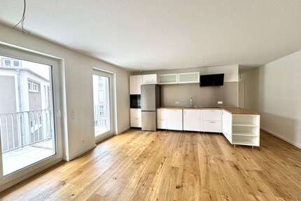 Wohnung zum Mieten in Kaiserslautern 1.300,00 € 99.06 m²