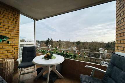 Einziehen und wohlfühlen: Attraktive 3-Zimmer-Wohnung mit Süd-Loggia & Aufzug - Quickborn