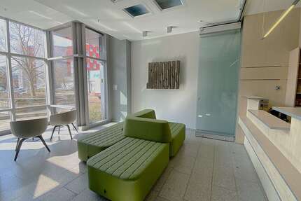 Wohnung zum Mieten in Suhl 372,17 € 54.52 m²