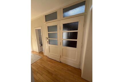 4 Zimmer Küche Bad - 850,00&nbsp;EUR Kaltmiete, ca.&nbsp; 100,00&nbsp;m&sup2; in Bous (PLZ: 66359)