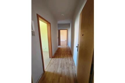 Dein Wohntraum in Roßleben - 36.000,00&nbsp;EUR Kaufpreis, ca.&nbsp; 50,00&nbsp;m&sup2; in Roßleben-Wiehe (PLZ: 06571)