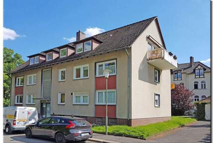 Freie 3-ZKB mit Balkon und Garage, direkt am Tannenwäldchen - Kassel / West