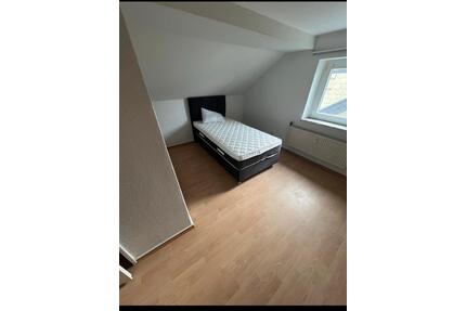 Letztes WG-Zimmer - 580,00&nbsp;EUR Kaltmiete, ca.&nbsp; 40,00&nbsp;m&sup2; in Herzogenrath (PLZ: 52134)